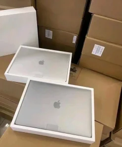 Wholesale MacBook Air & Pro Pallet (15 Pieces)